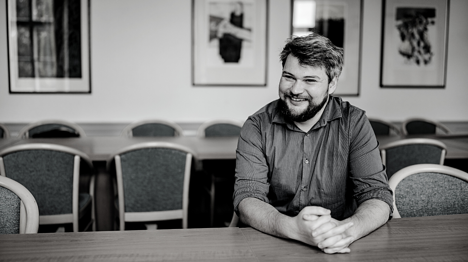 Zemřel Zachary Kramer Fakulta sociálních věd UK